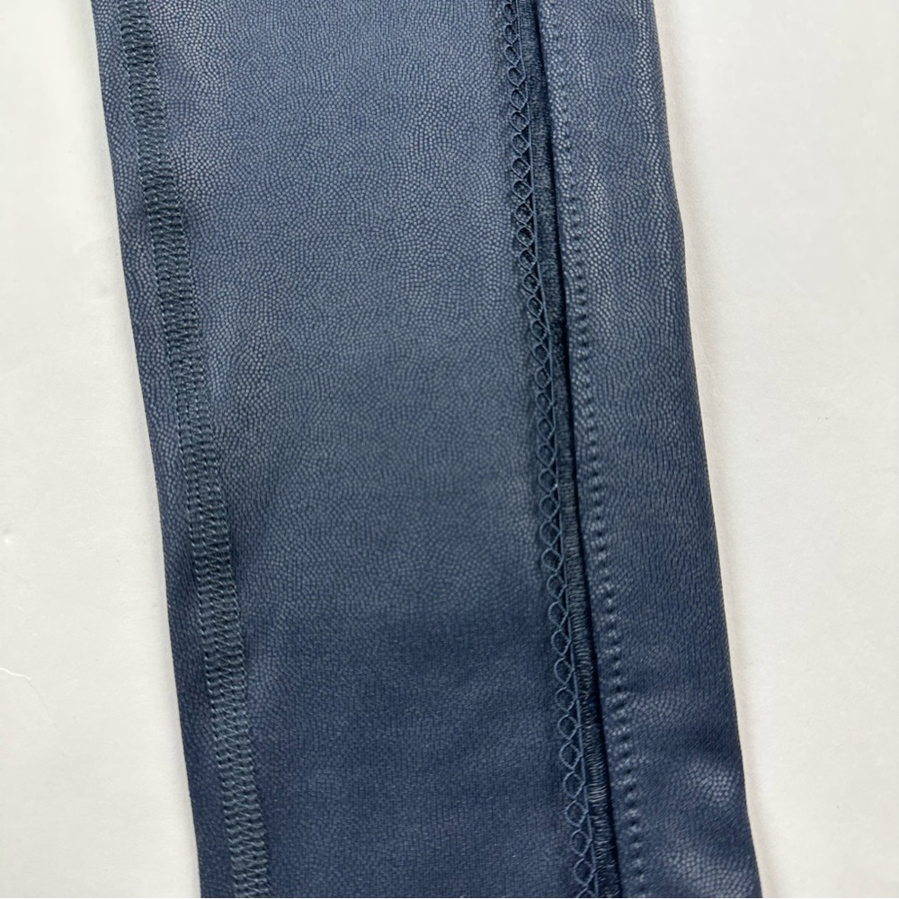 Beyond Yoga Navy Ride It High Matte Pearlized Athletic Legging Size XS - Picture 5 of 11